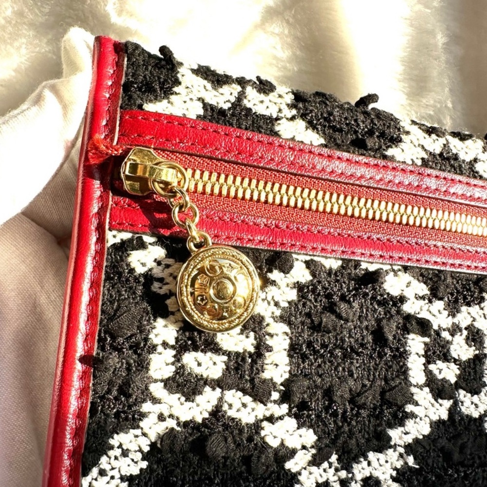 AUTHENTIC…LIMITED EDITION GUCCI Monogram Tweed Cl… - image 7